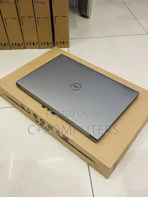 New Laptop Dell Precision 5560 32GB Intel Core i9 SSD 512GB