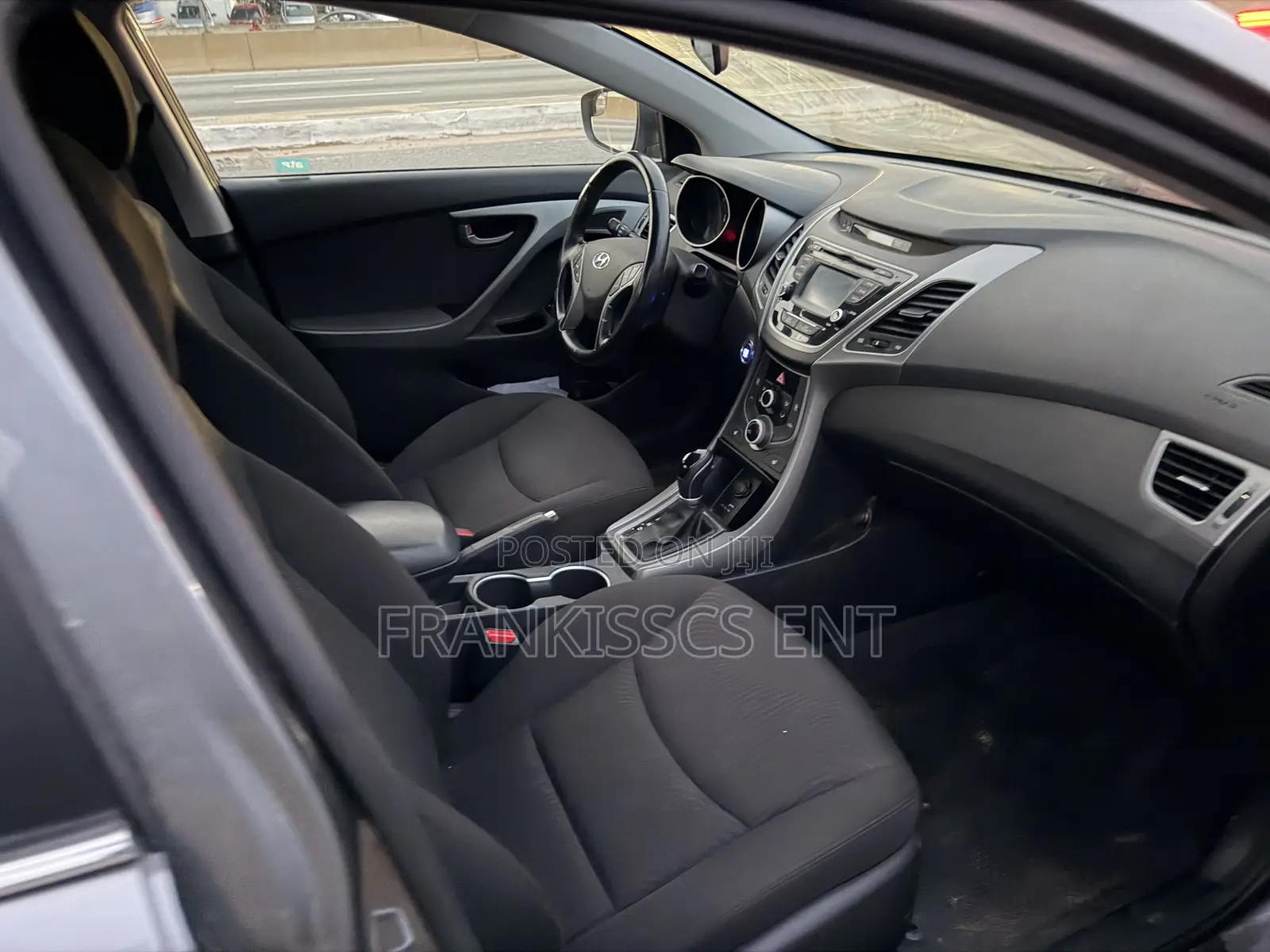 Hyundai Elantra SE Sedan FWD (1.8L 4cyl 6M) 2016 Gray