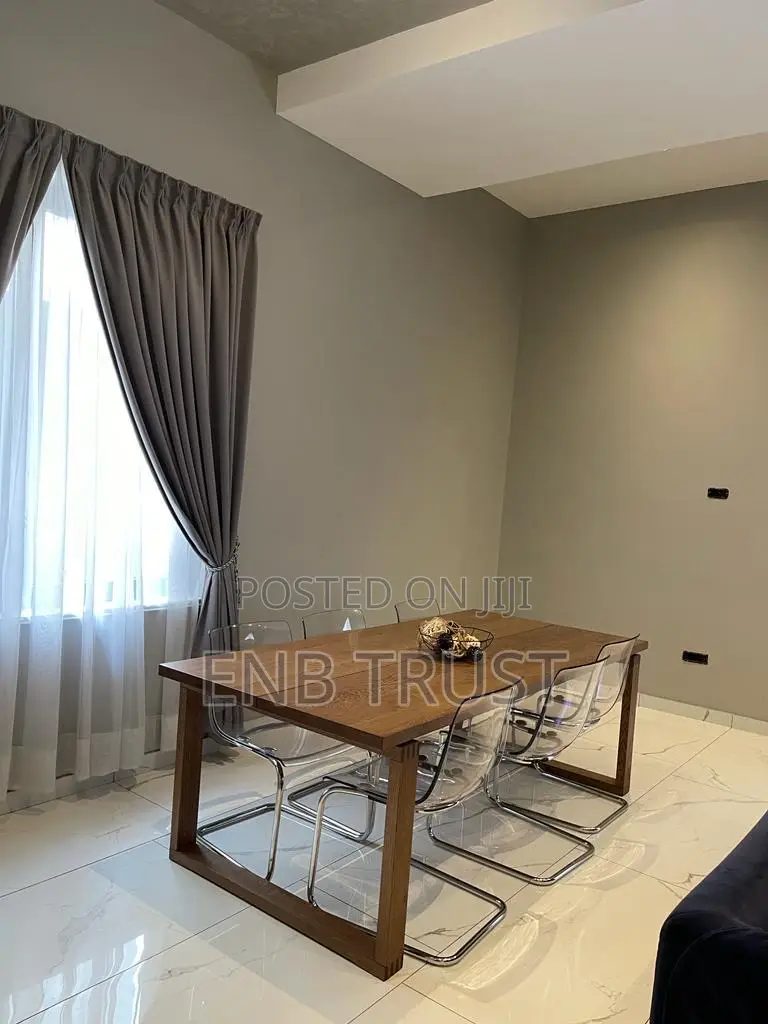 Furnished 4bdrm Townhouse / Terrace in East Legon, A&C Mall Area