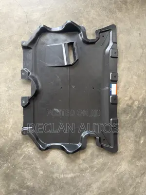 Mercedes Benz W204/W205 C250/C300 Engine Cover