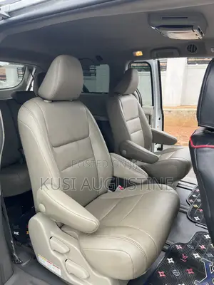 Toyota Sienna Limited AWD 2019 White