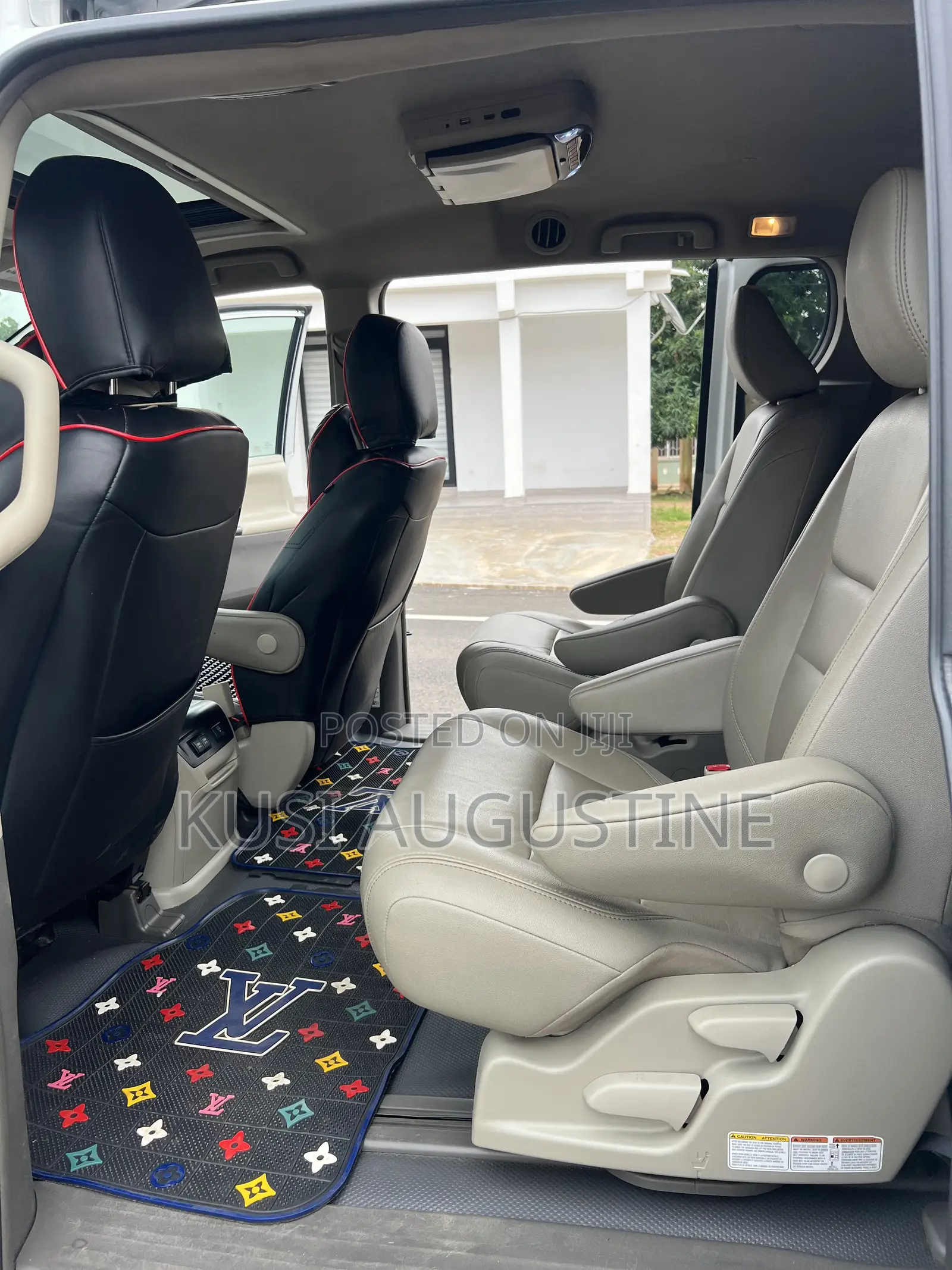Toyota Sienna Limited AWD 2019 White