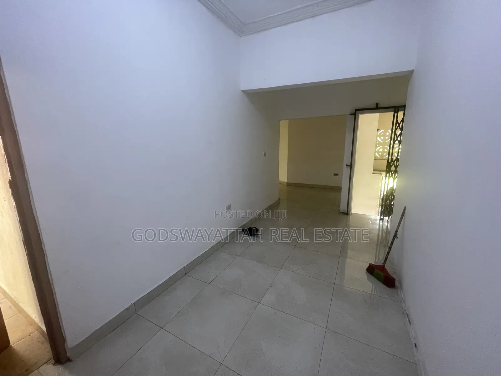 3bdrm Apartment in East Legon, Adjiriganor for rent
