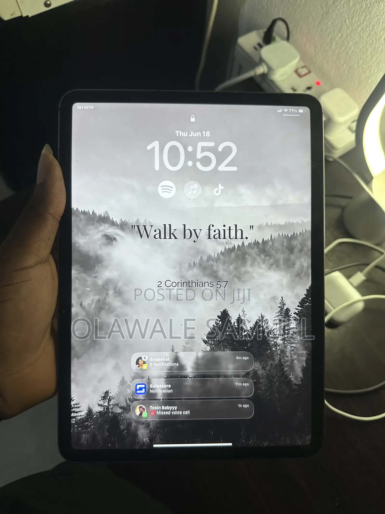 Apple iPad Pro 11 (2018) 64 GB Gray
