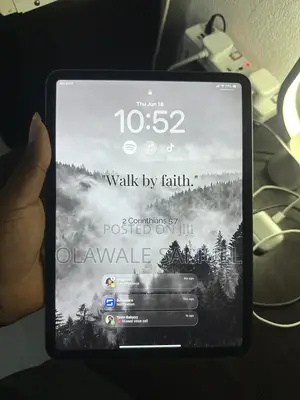 Apple iPad Pro 11 (2018) 64 GB Gray