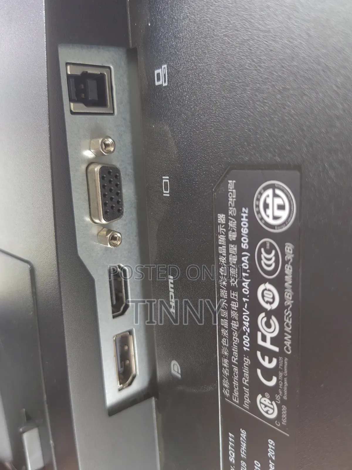 24 Inches Edgeless Monitor