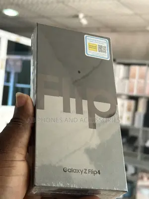 New Samsung Galaxy Z Flip4 256 GB Green