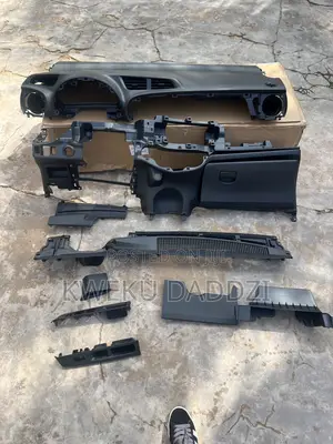 Toyota Vitz 2011/2013 Dashboard