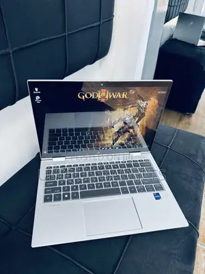 Laptop HP EliteBook 830 G9 16GB Intel Core i7 SSD 512GB