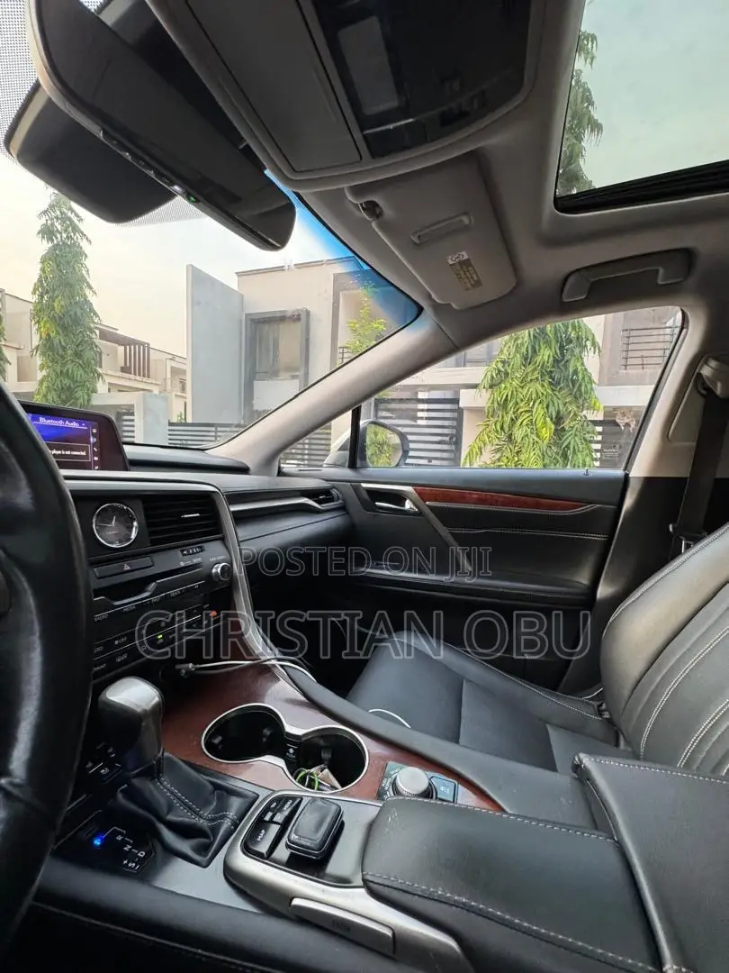 Lexus LX 2019 White