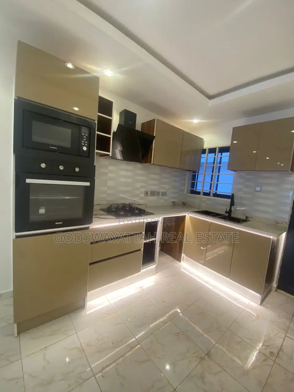 4bdrm House in East Legon, Adjiriganor for rent
