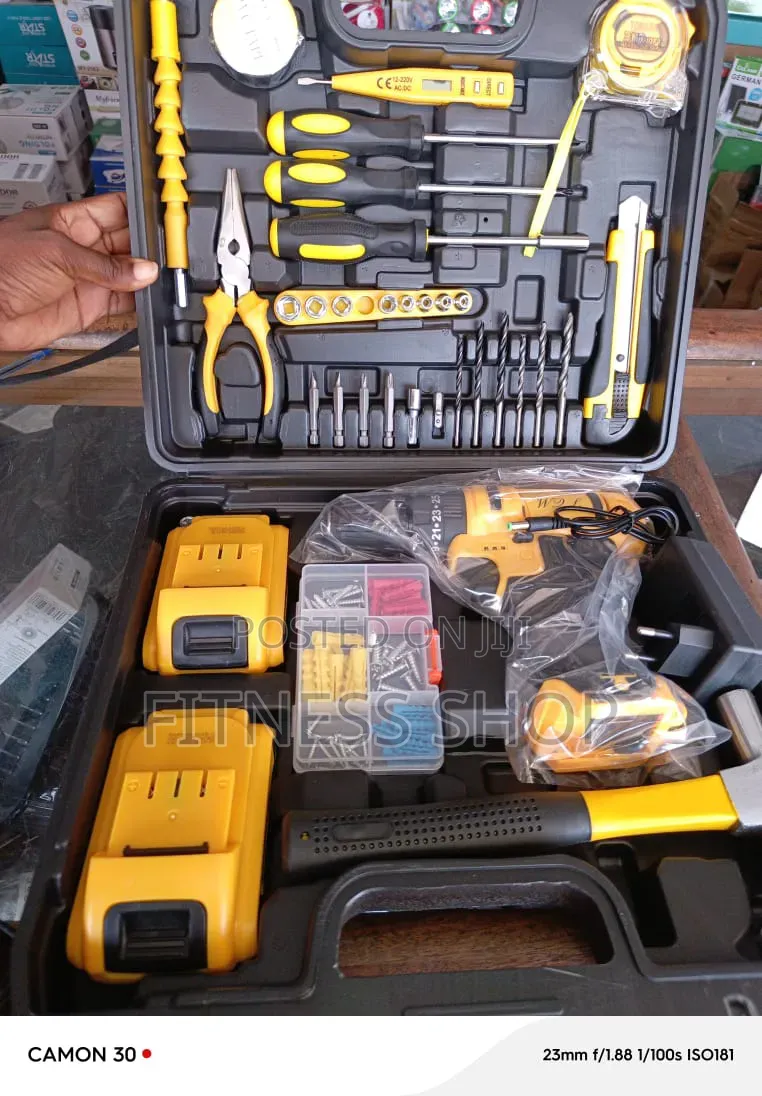 Screwing Machine