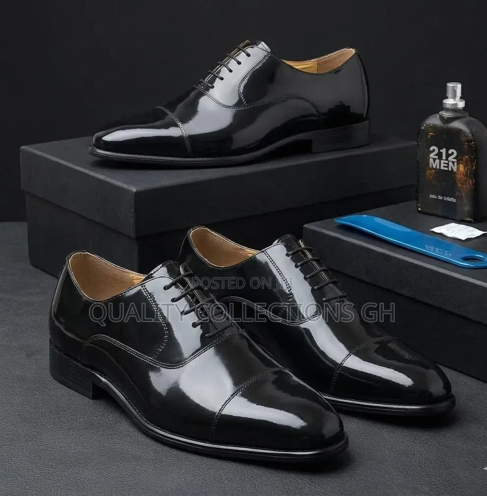 Patent Leather Office Shoe Mirror