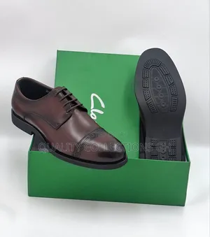 Clarks Men Coffee Brown Solid Leather