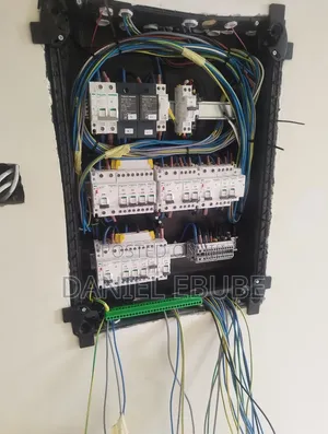 Electrician, Technician