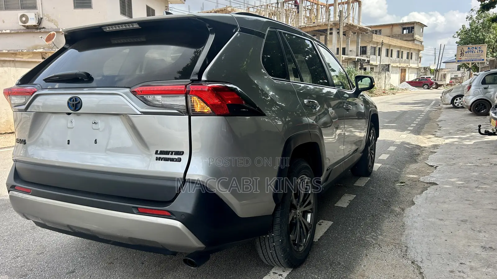 Toyota RAV4 Limited AWD 2023 Gray