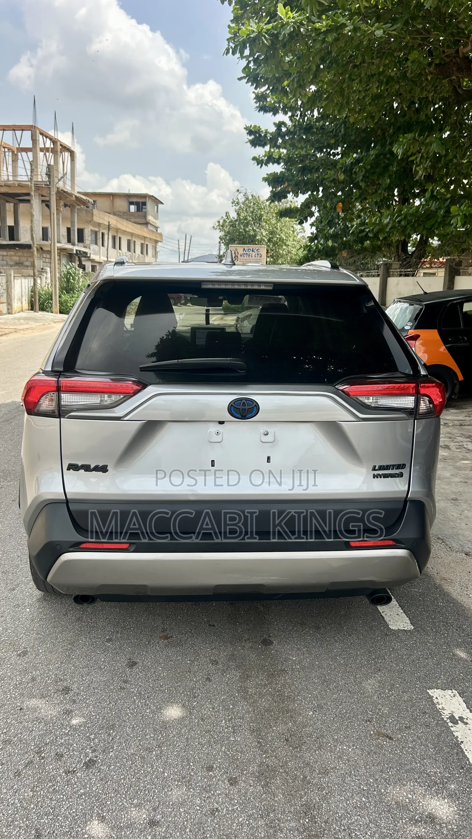 Toyota RAV4 Limited AWD 2023 Gray