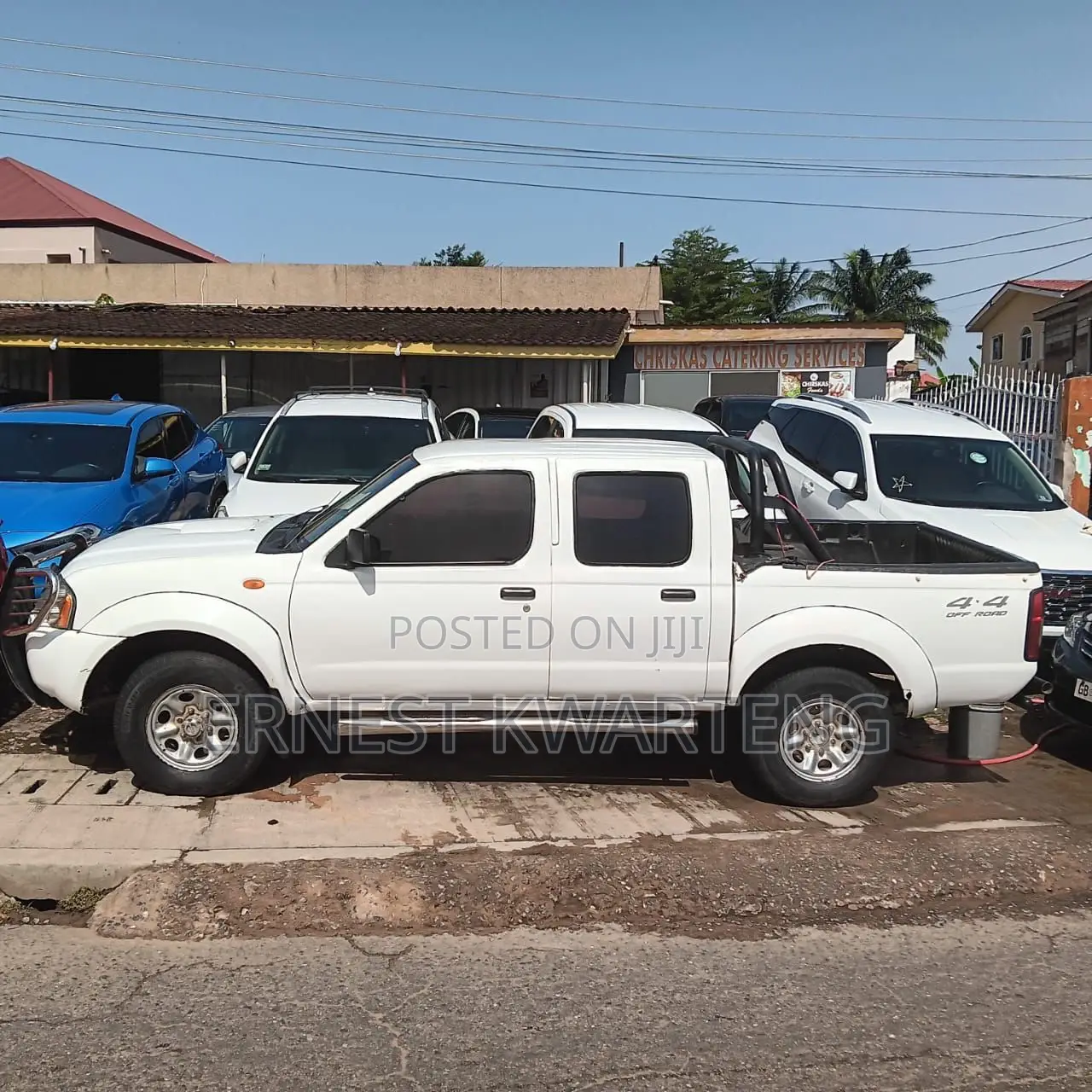 Nissan Hardbody 2014 White