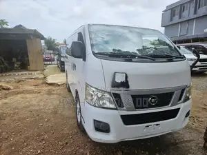 Nissan Caravan (Urvan) 2012 White