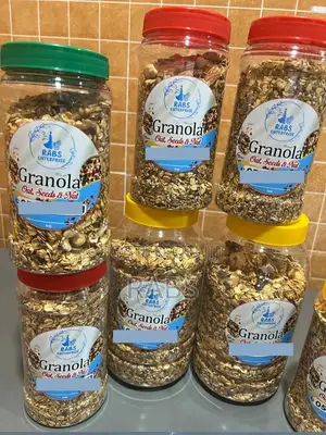 Granola [ Plenty Nuts ]