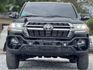 Toyota Land Cruiser 4.6 V8 VX-R 2014 Black