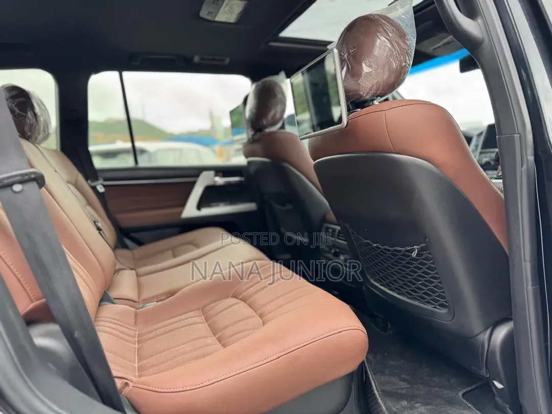 Toyota Land Cruiser 4.6 V8 VX-R 2014 Black