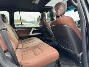 Toyota Land Cruiser 4.6 V8 VX-R 2014 Black