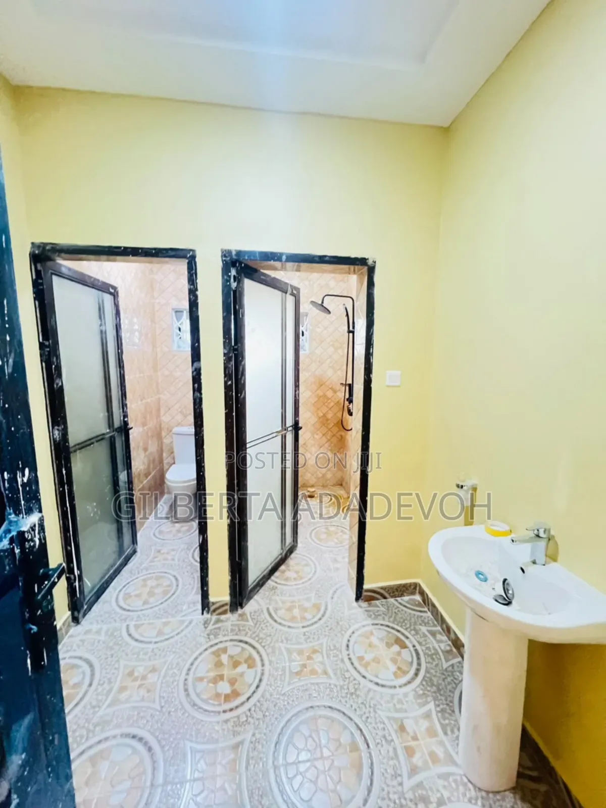 2bdrm Apartment in Borga Homes, Danfa for rent