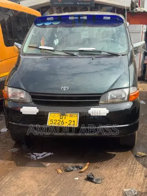 Toyota HiAce 2005 Green