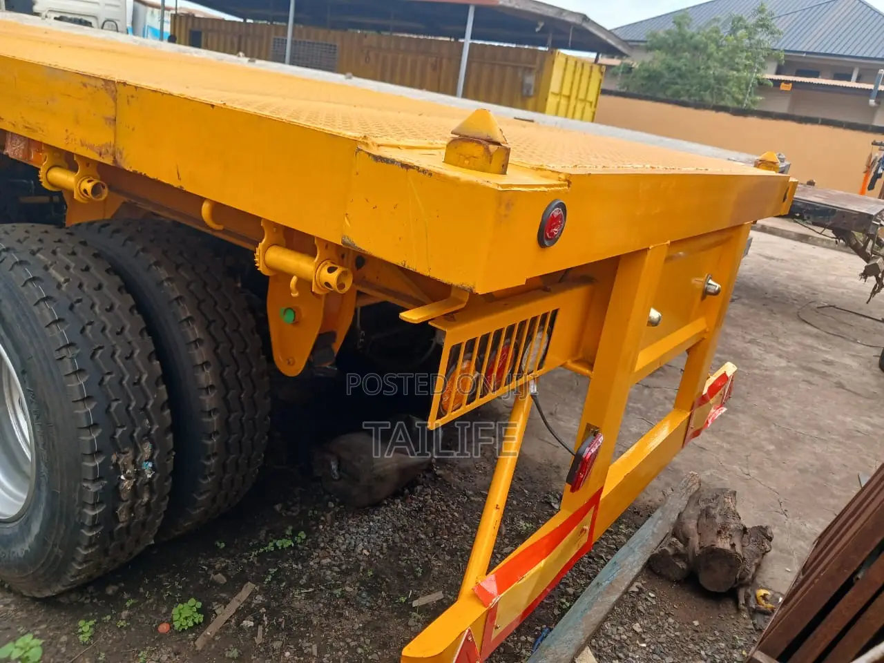 Flatbed Trailer Brand New 4 Axle – Front Lift Axle, Heavy Duty (Tema)