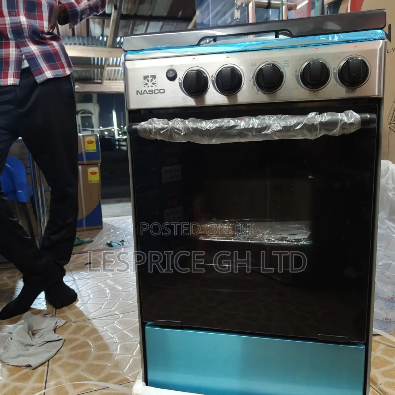 Falaa Deal of the Moment on Our Solid 4 Burner Gas Cooker With Oven