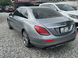 Mercedes-Benz C300 Luxury 4Matic Sedan AWD (2.0L 4cyl 7A) 2016 Gray