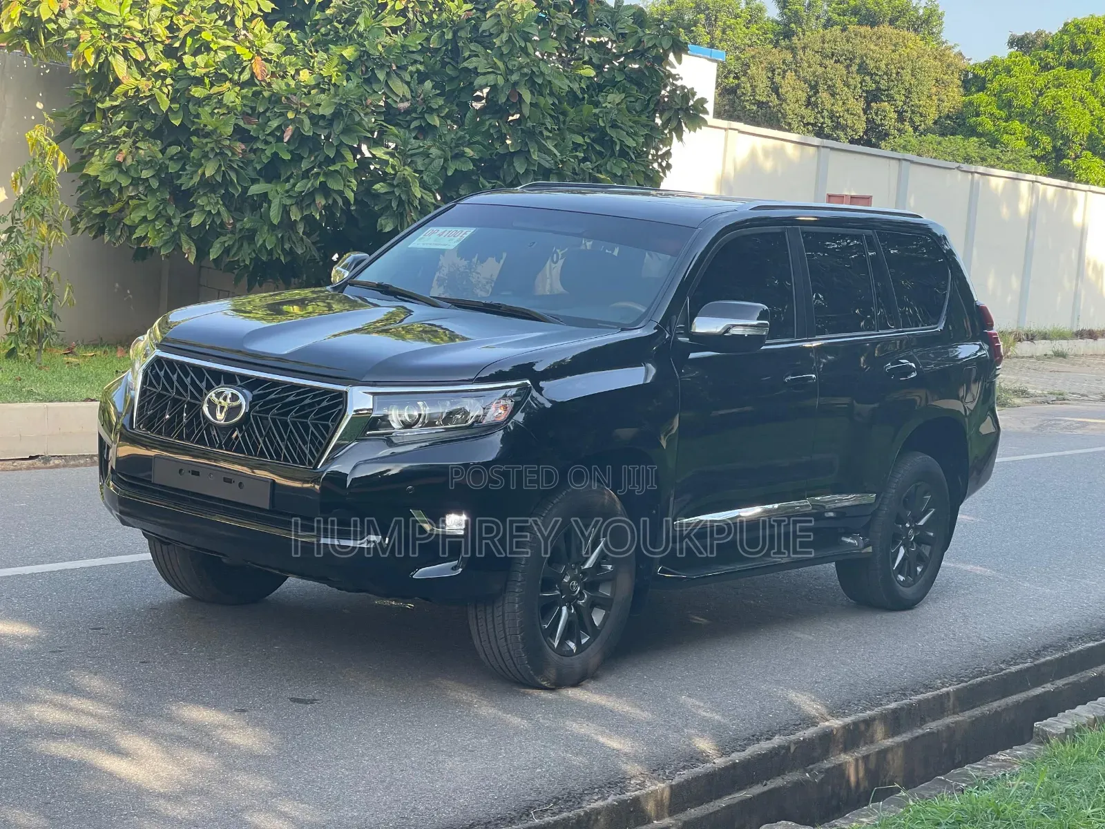 Toyota Land Cruiser Prado 2017 Black