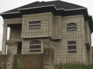 5bdrm House in Brother K Estate, Kumasi Metropolitan for sale