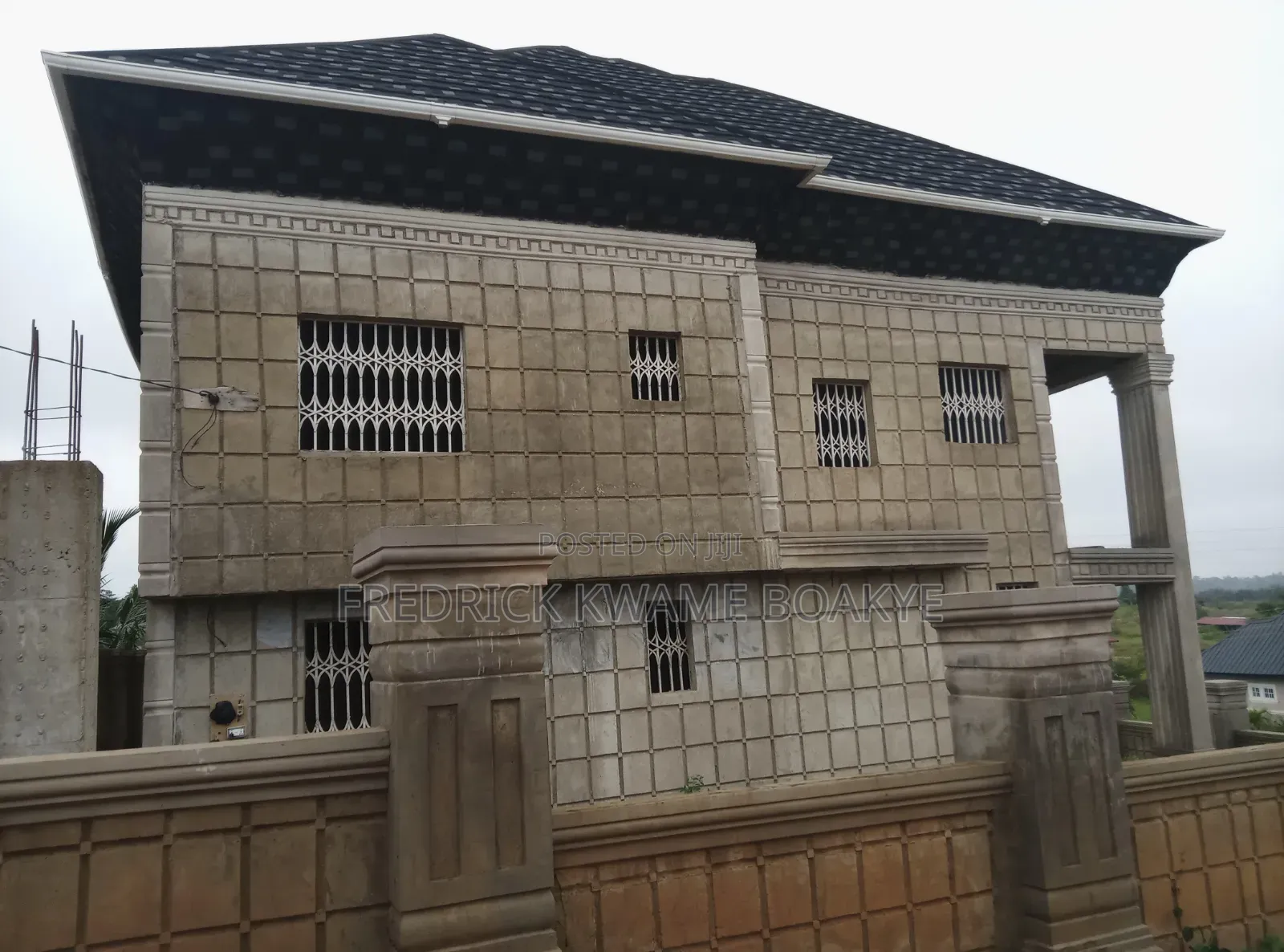 5bdrm House in Brother K Estate, Kumasi Metropolitan for sale