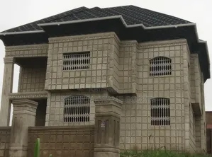 5bdrm House in Brother K Estate, Kumasi Metropolitan for sale