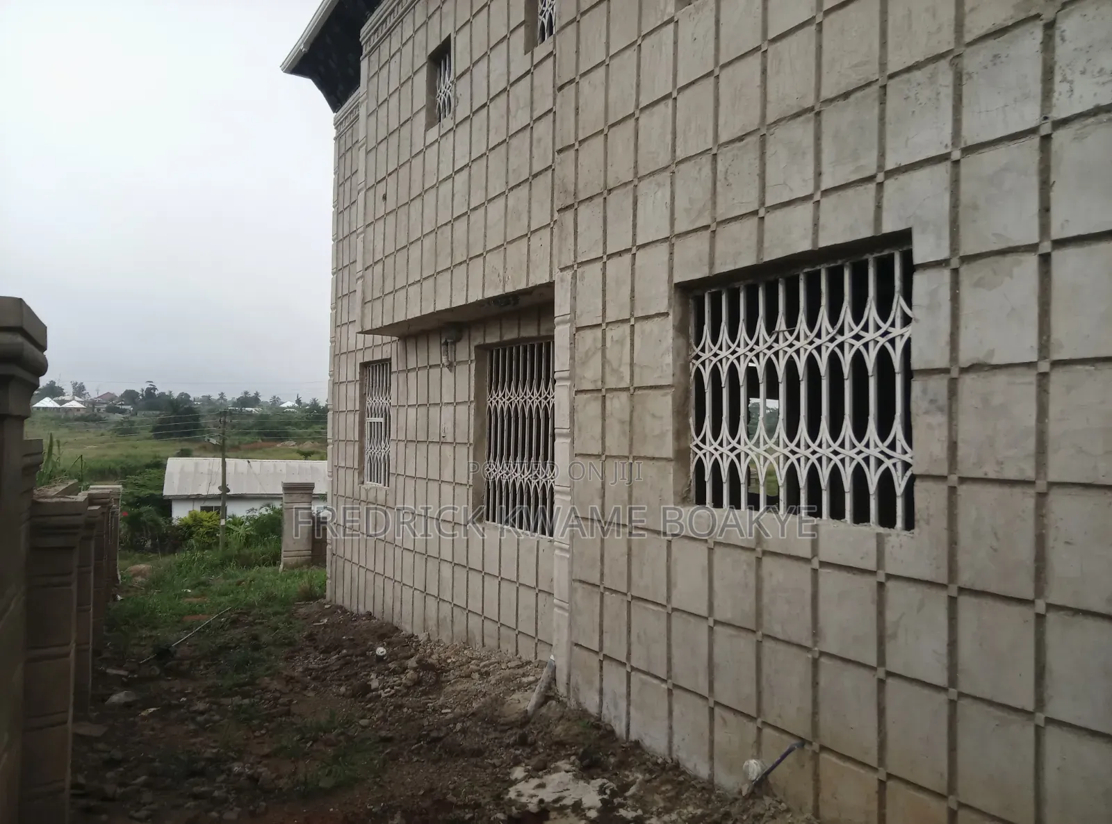 5bdrm House in Brother K Estate, Kumasi Metropolitan for sale