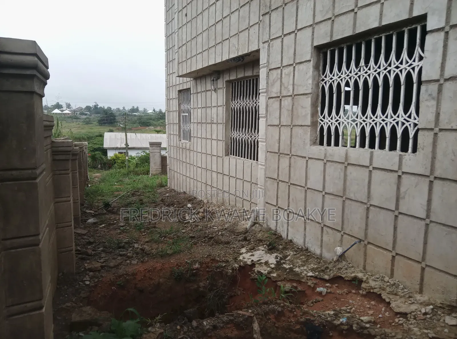 5bdrm House in Brother K Estate, Kumasi Metropolitan for sale