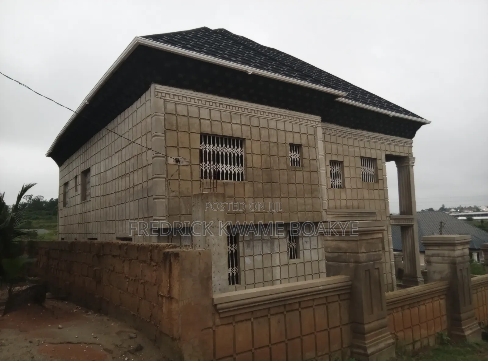 5bdrm House in Brother K Estate, Kumasi Metropolitan for sale