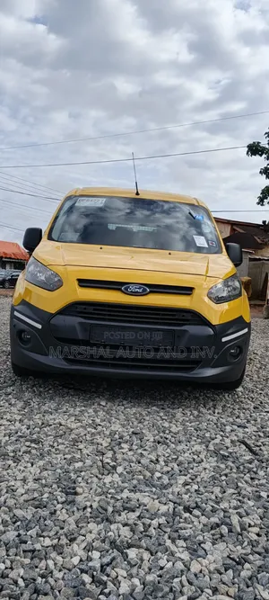 Ford Transit Connect 2016 Yellow