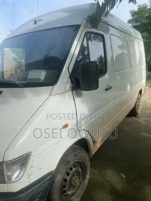 Mercedes-Benz Sprinter 2005 White