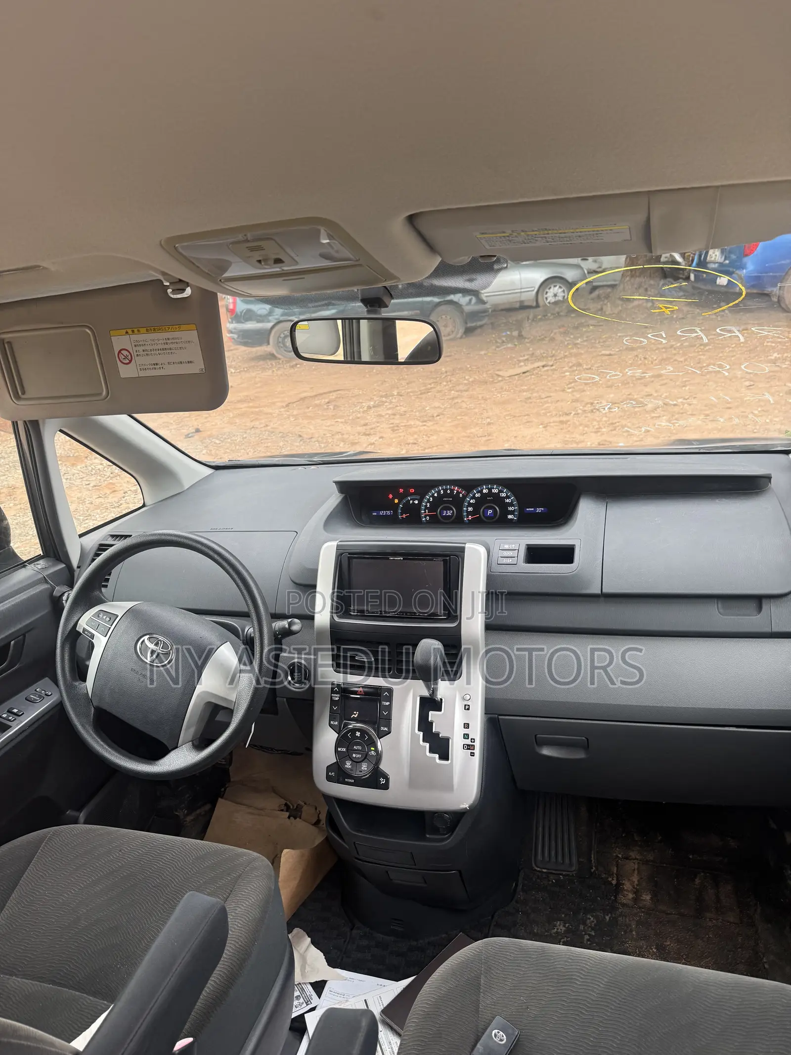 Toyota Voxy 2011 Gray