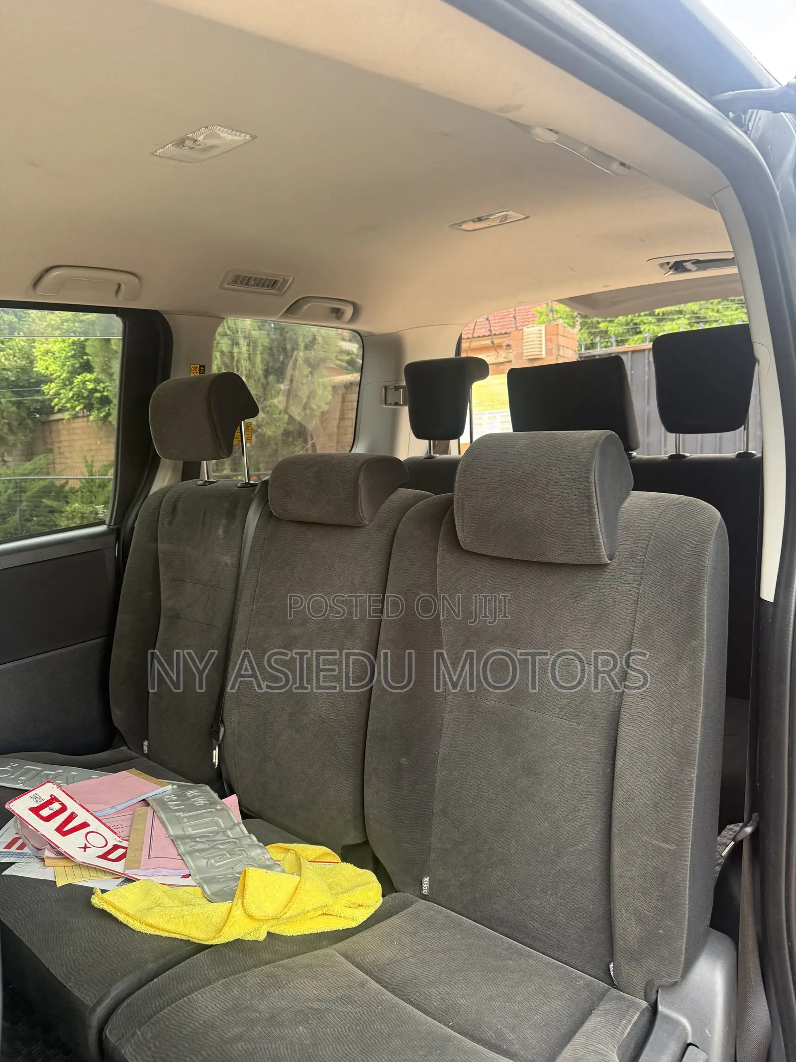 Toyota Voxy 2011 Gray