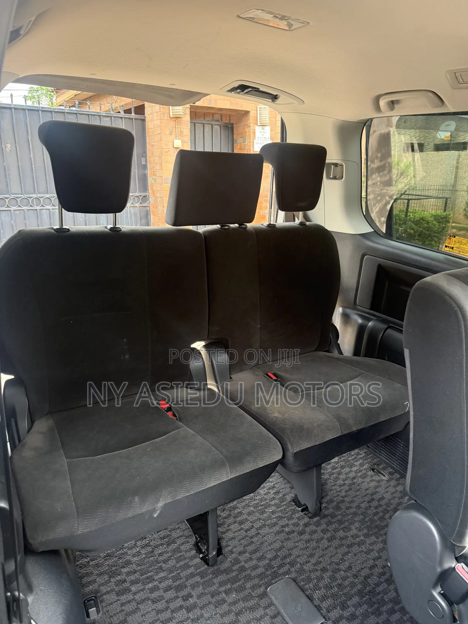 Toyota Voxy 2011 Gray