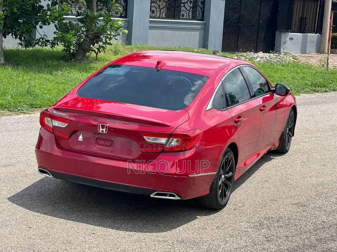 Honda Accord 2018 Red
