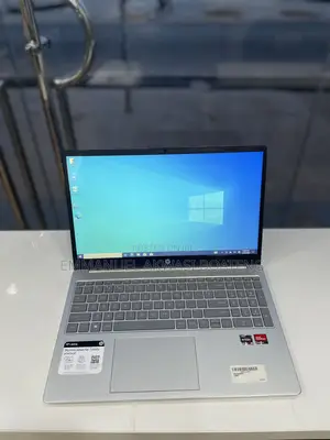 New Laptop HP 15 8GB AMD Ryzen 5 SSD 512GB