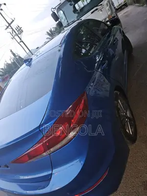 Hyundai Elantra 2017 Blue