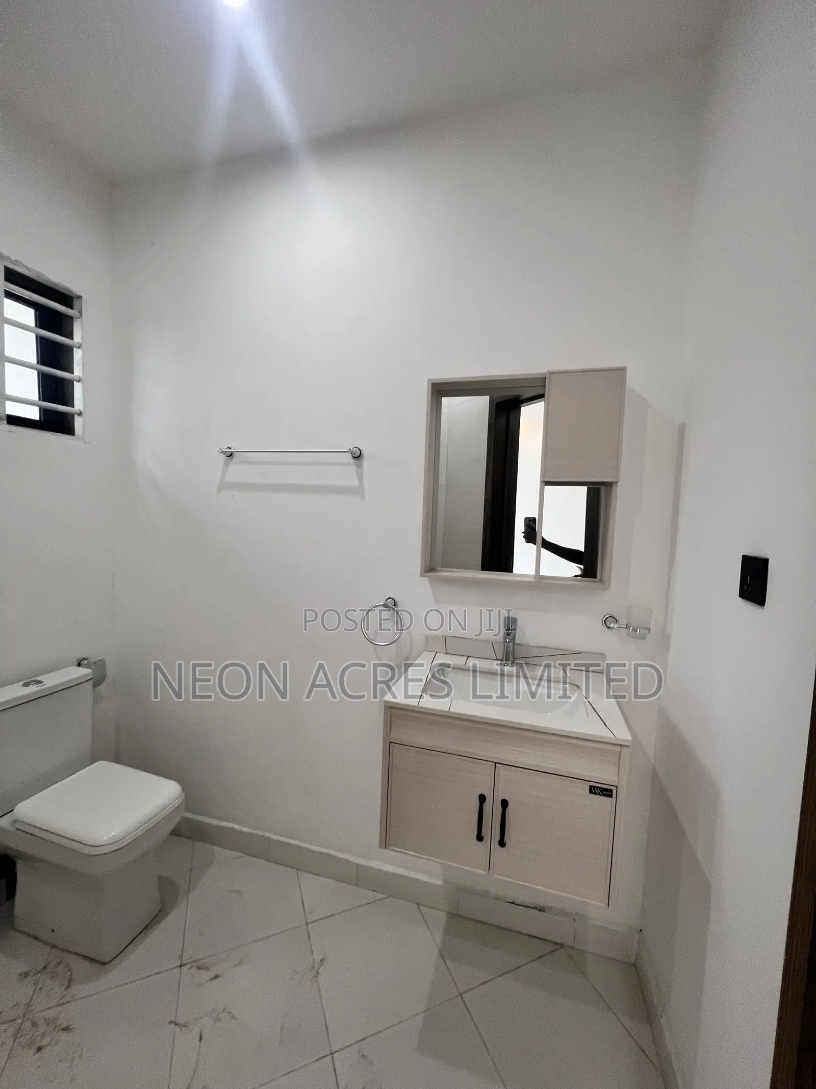 2bdrm House in Neon Boulevard Phase, Nmai-Dzorn for sale