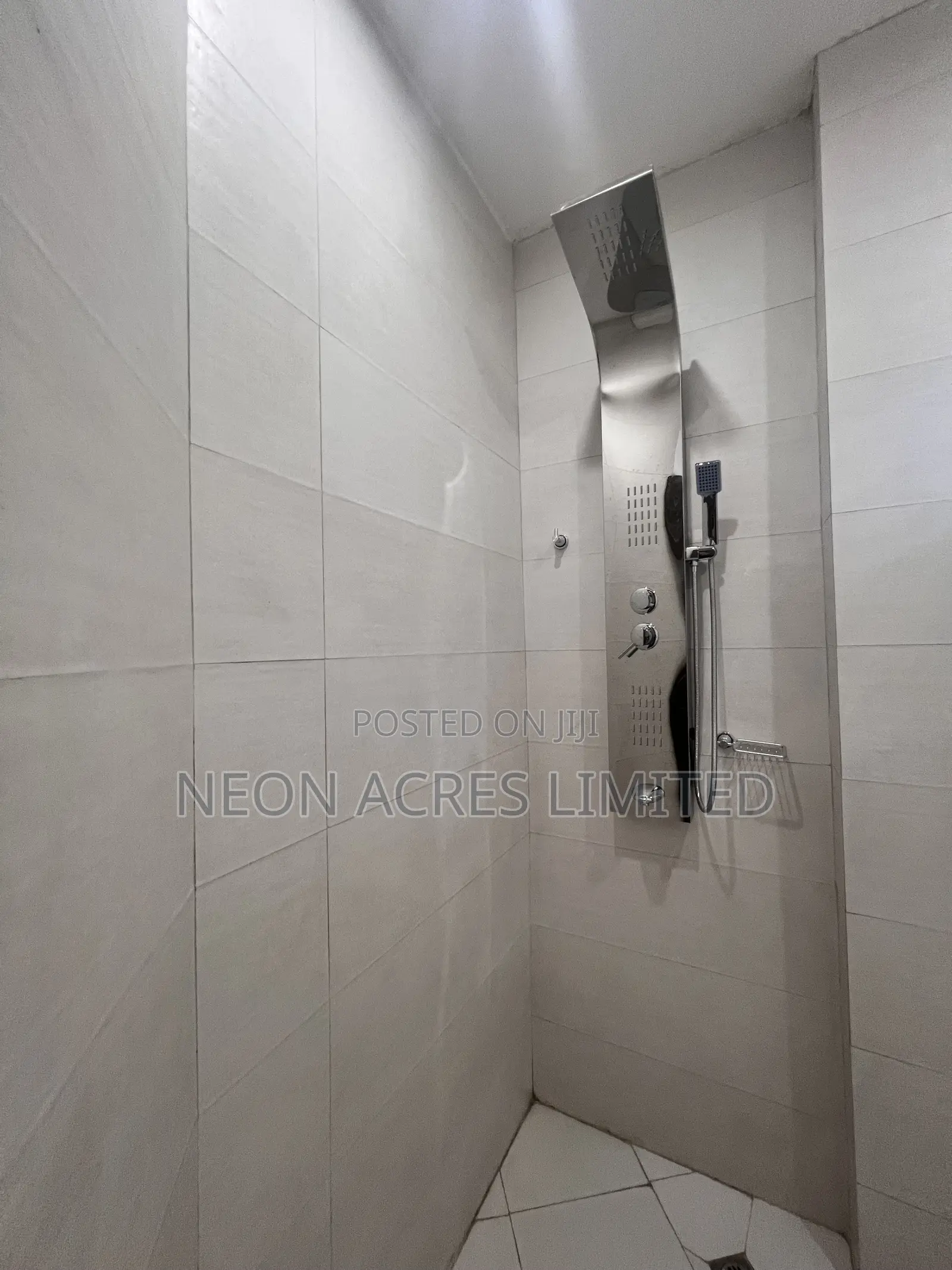 2bdrm House in Neon Boulevard Phase, Nmai-Dzorn for sale