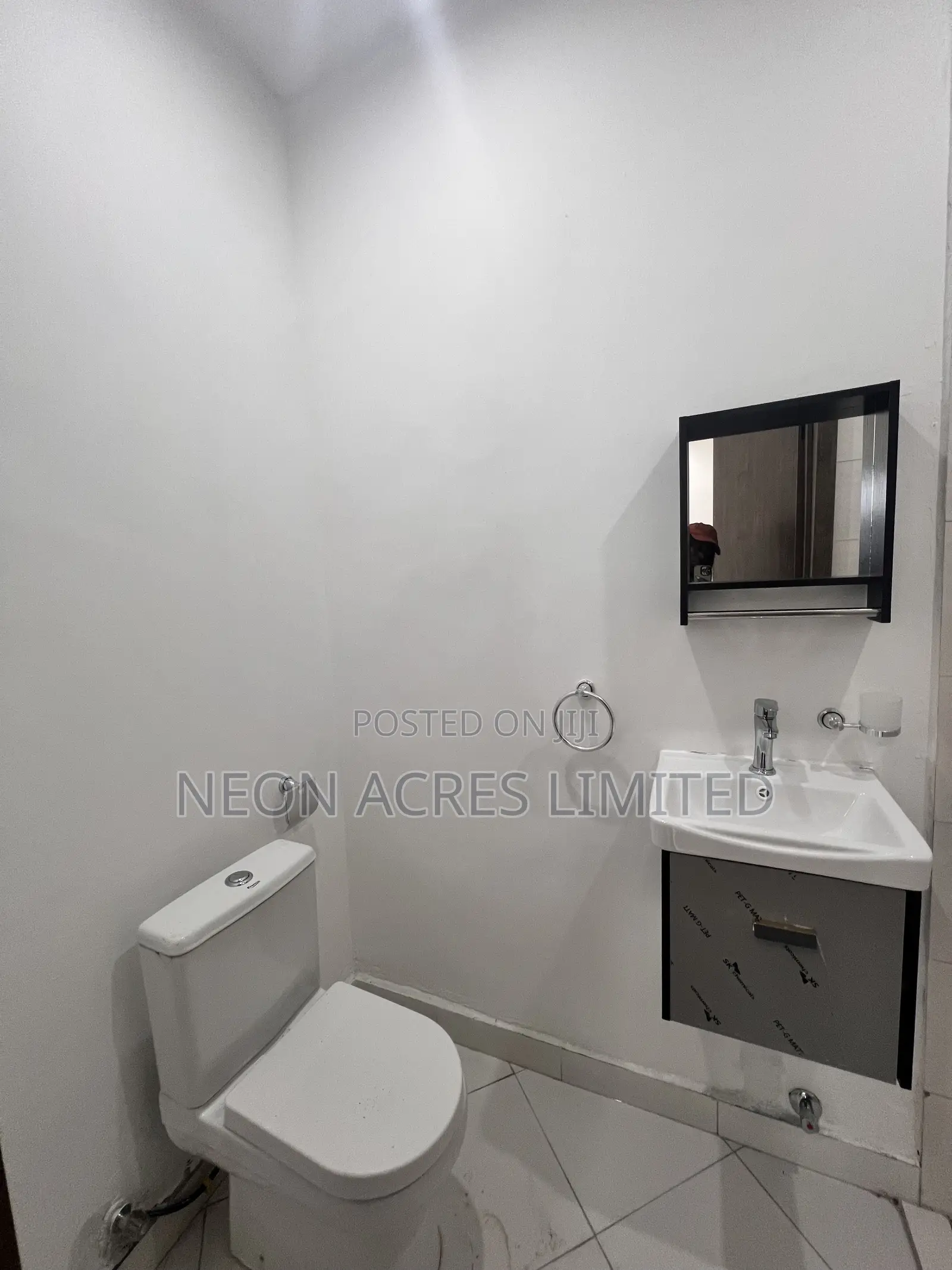 2bdrm House in Neon Boulevard Phase, Nmai-Dzorn for sale